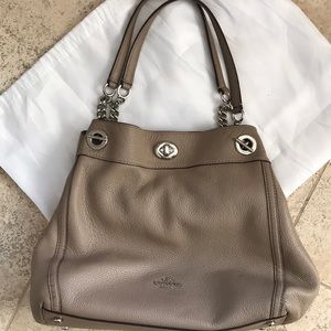Coach shoulder bag